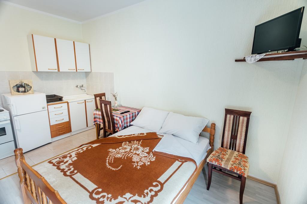Guest House Bajceta Herceg Novi Exterior foto